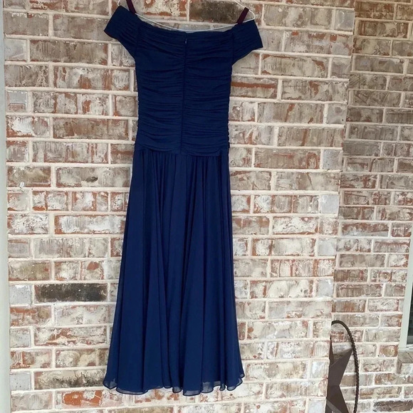 A. J. Bari Navy Pleated Chiffon Bodice Skater Circle Mother of the Bride… - Picture 7 of 7